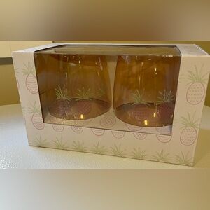 Beachly X island haus 2 tumblers with pineapple design